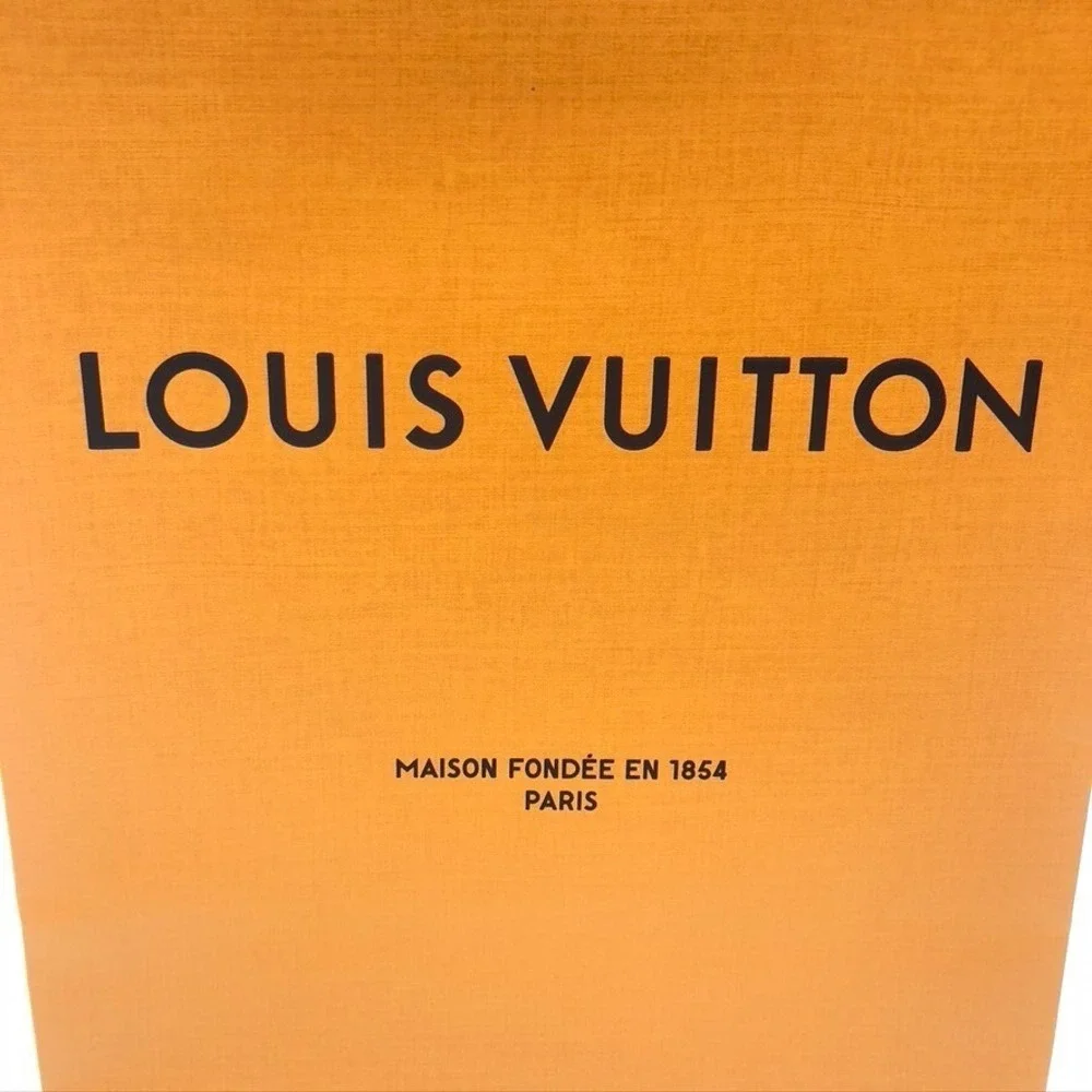 Louis Vuitton measurements can